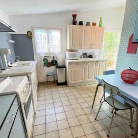 Holiday home Les Voyettes *